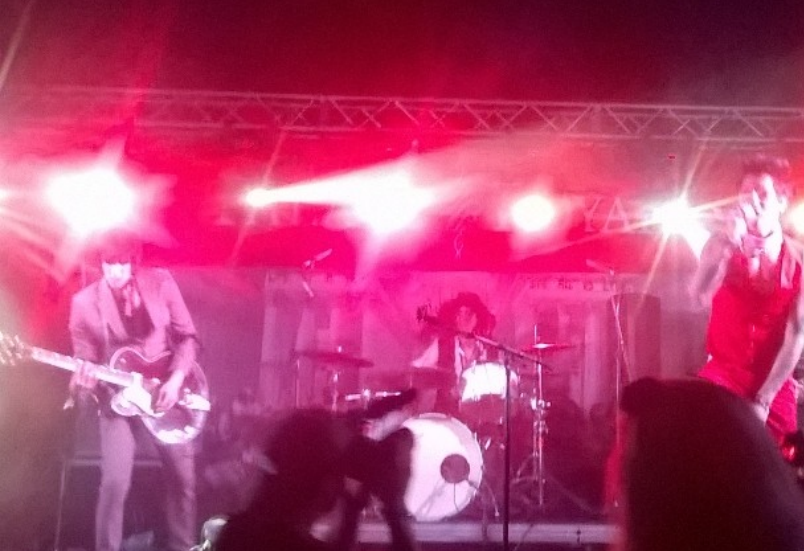 photo of rock concert